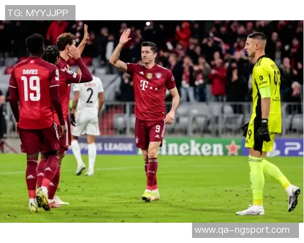 拜仁对阵弗赖堡海报发布迪亚斯卡尔贝斯特齐亮相剑指三分