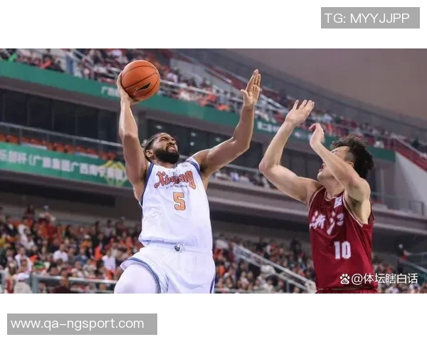 新疆队新外援凯文哈里斯加盟上周刚被火箭裁掉引关注