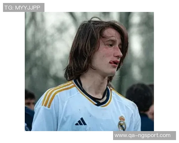 多特和尤文等多支英超球队关注皇马18岁后卫霍安马丁内斯 多特和尤文等多支英超球队关注皇马18岁后卫霍安马丁内斯