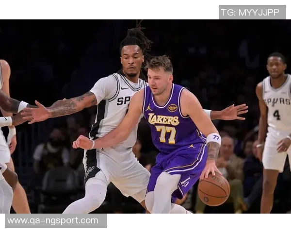 东契奇三分球出手高效低伤害是否真是侠迷心中的偶像